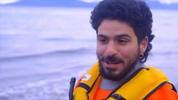 Adrian wurde von einem Wal verschluckt – jetzt wagt er sich wieder aufs Wasser