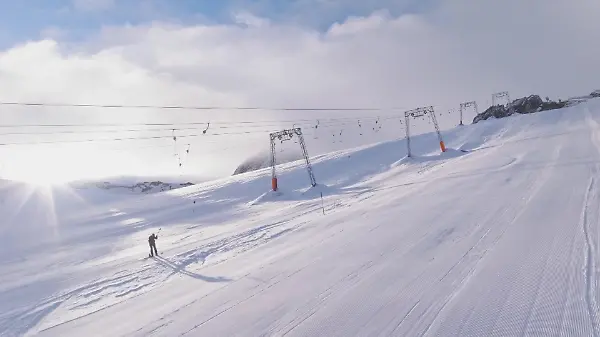 Stubaier Gletscher eröffnet die Saison 2025/26